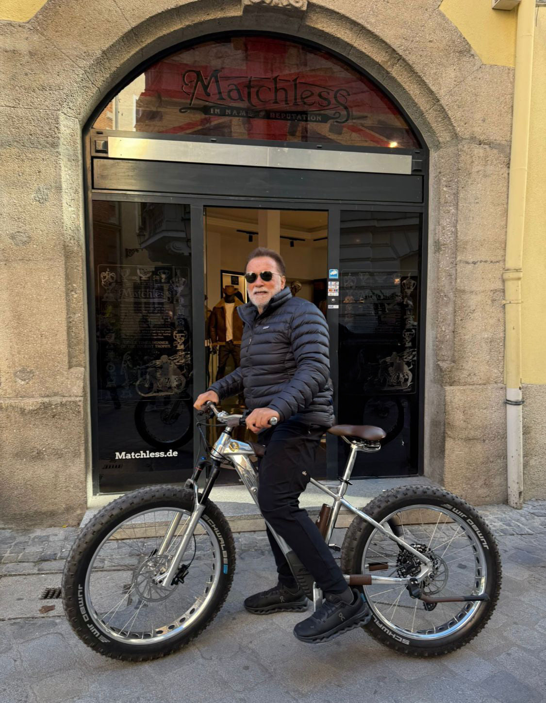 Arnold Schwarzenegger - Edition 1 of 1